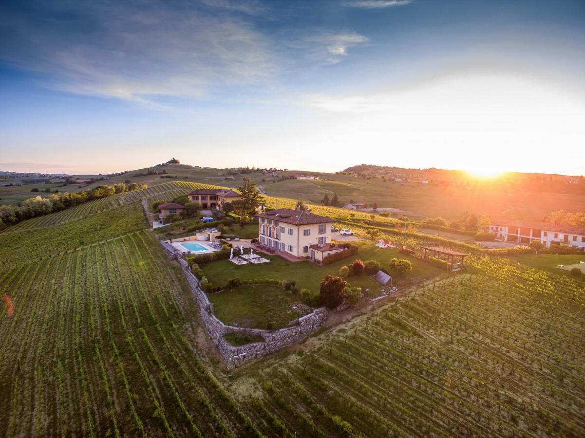 Naturalmente Wine Resort Agliano Terme Exteriör bild