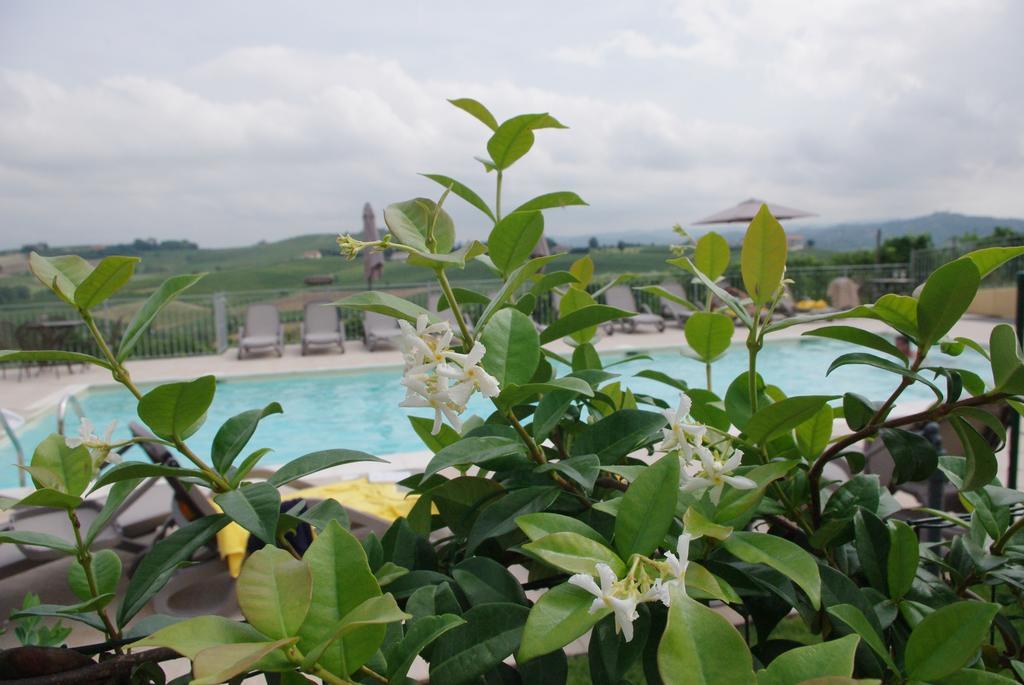 Naturalmente Wine Resort Agliano Terme Exteriör bild