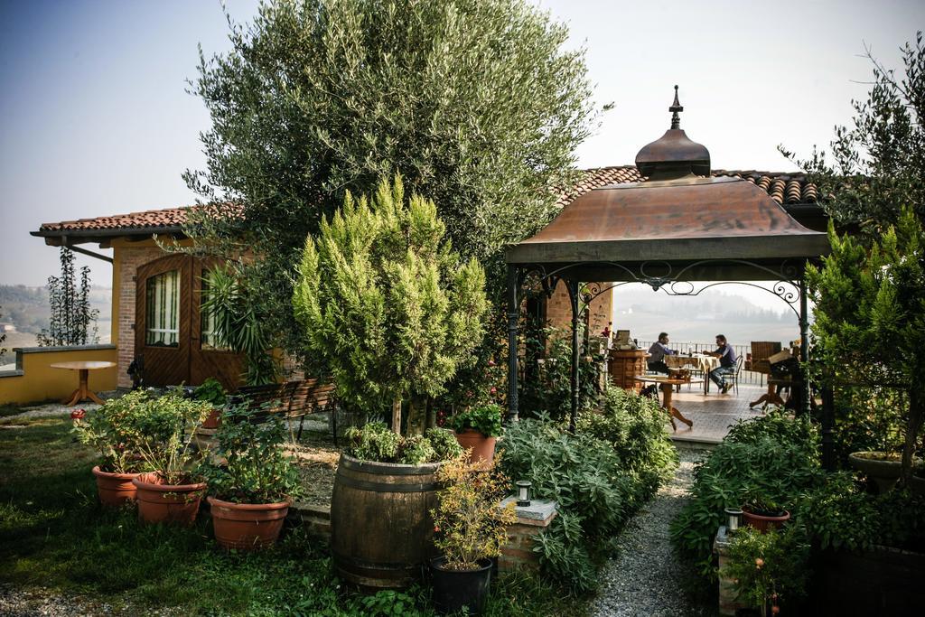 Naturalmente Wine Resort Agliano Terme Exteriör bild