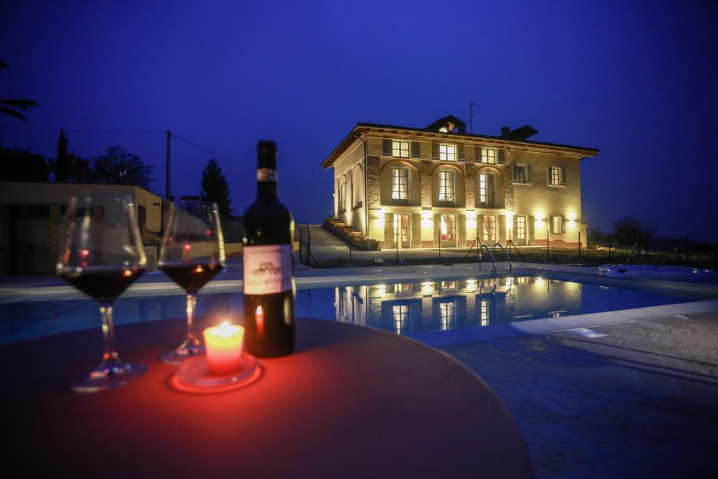 Naturalmente Wine Resort Agliano Terme Exteriör bild