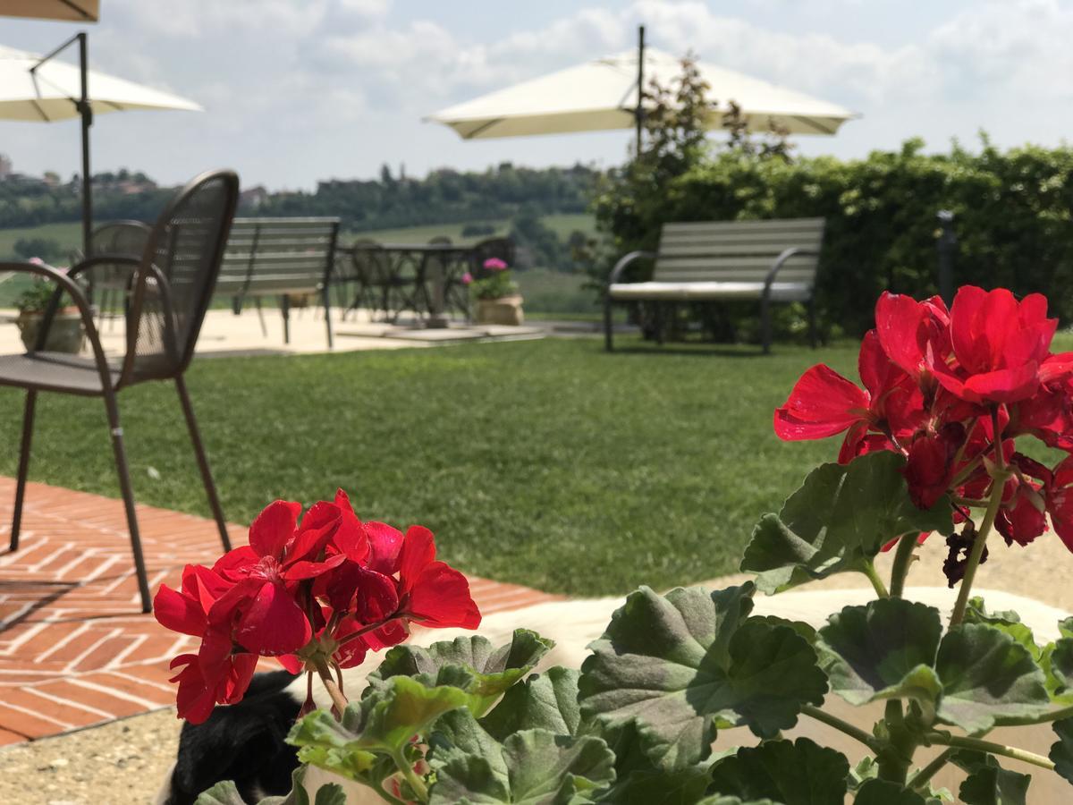 Naturalmente Wine Resort Agliano Terme Exteriör bild
